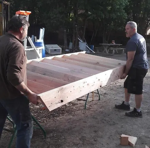 Colibri Loc 山林小屋 *